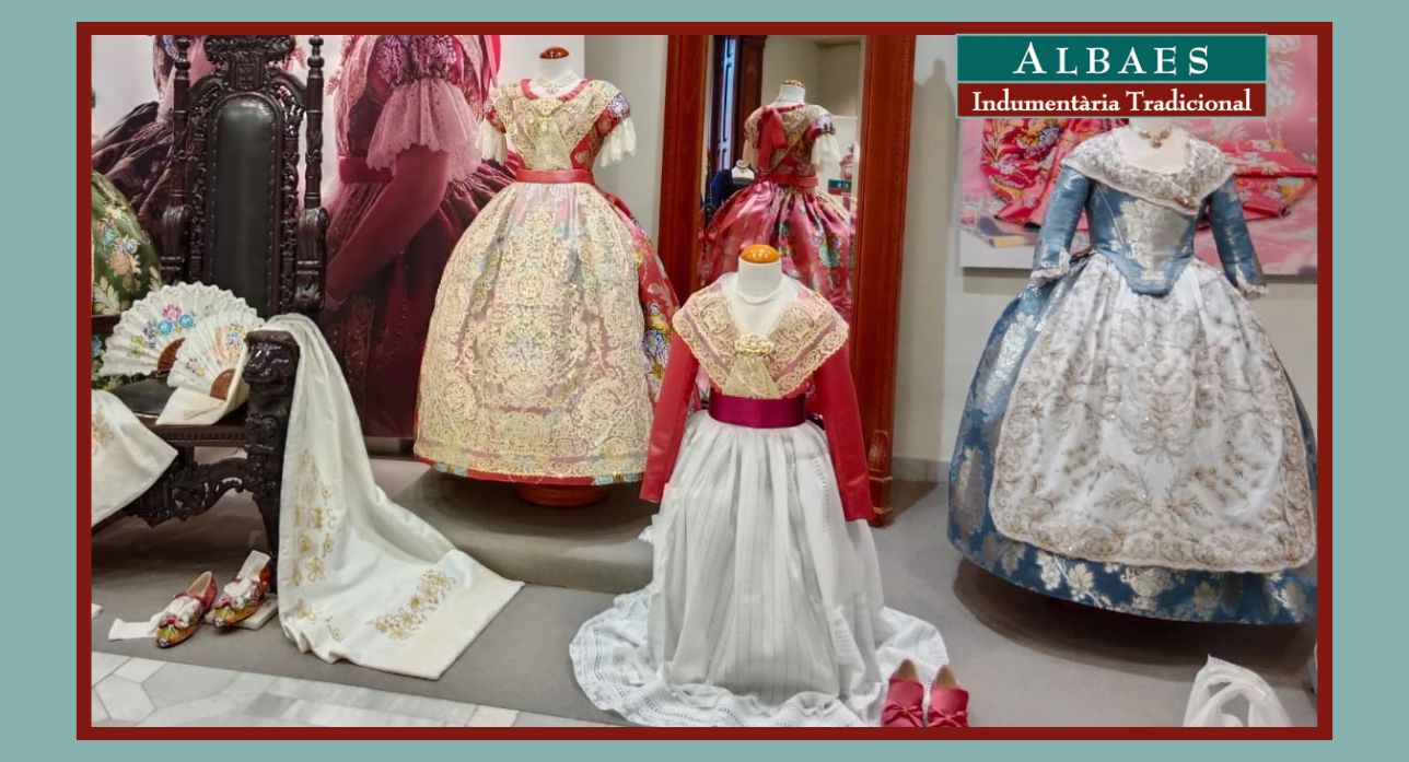 Trajes Oficiales de la Reina Fallera Infantil